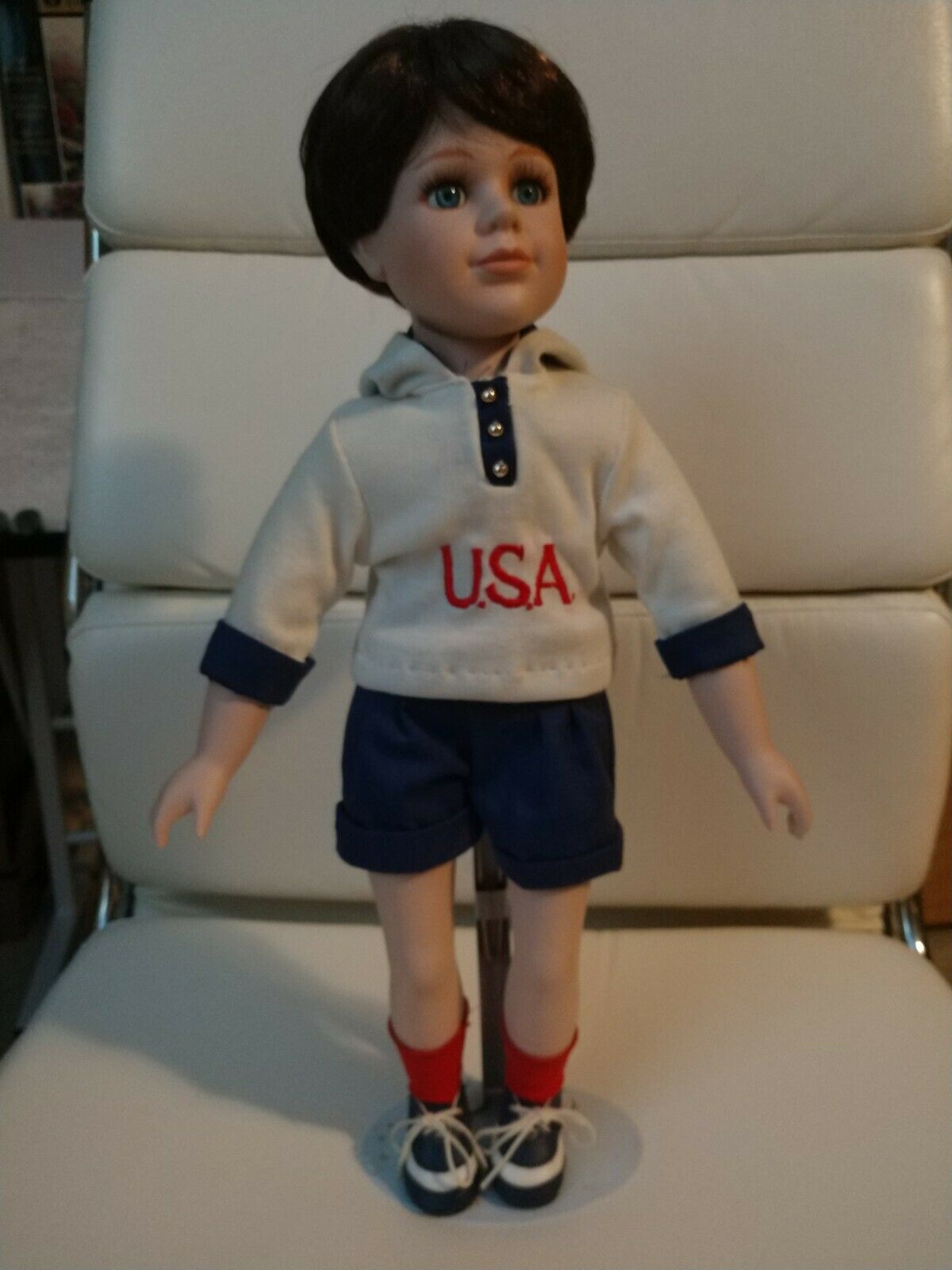 Robert Usa 17" Dynasty Doll Collection, With Stand